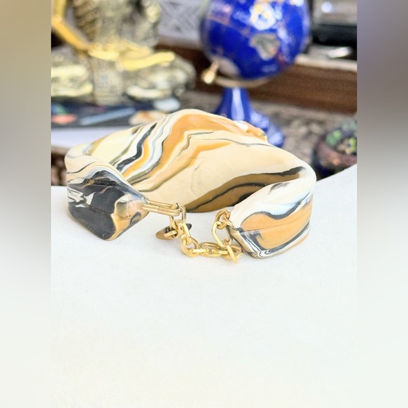 Vintage Tiger’s Eye Stone Bracelet Marbled Resin Hinged Cuff Gold Tone Chain - Picture 6 of 8